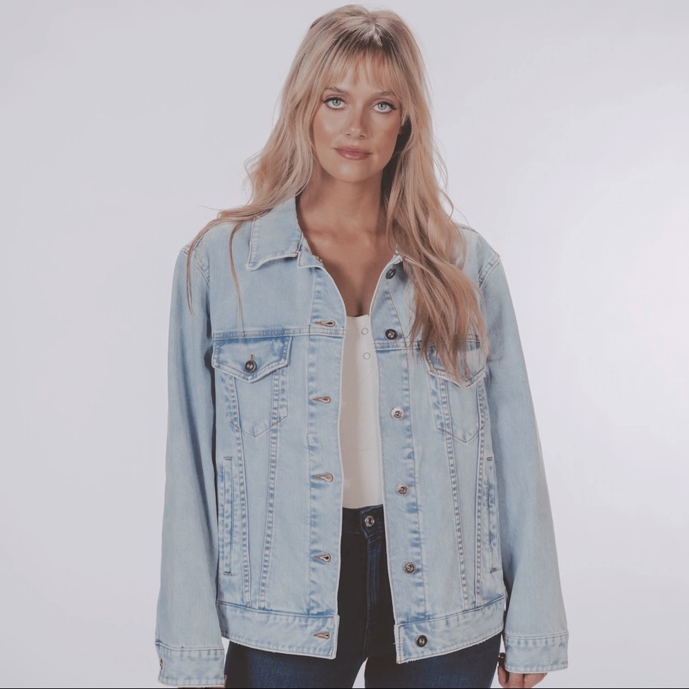 FRANK AND OAK Light Wash Denim Jacket, Button Up | Women’s Medium